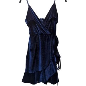 Lucy in the Sky Blue Velvet Spaghetti Strap Ruffled Cocktail Dress (S)